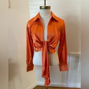 Fashion Nova Cropped, Wrapped Tie Shirt in Burnt Orange, Size Small